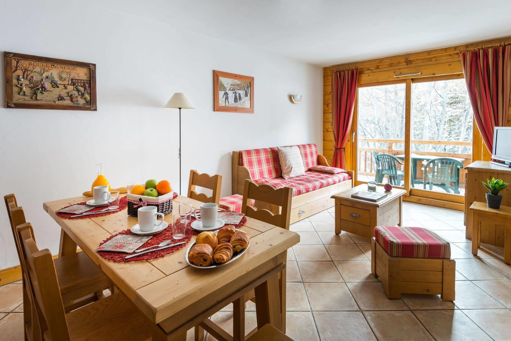 Lagrange Vacances Le Hameau Du Rocher Blanc Serre Chevalier Eksteriør billede